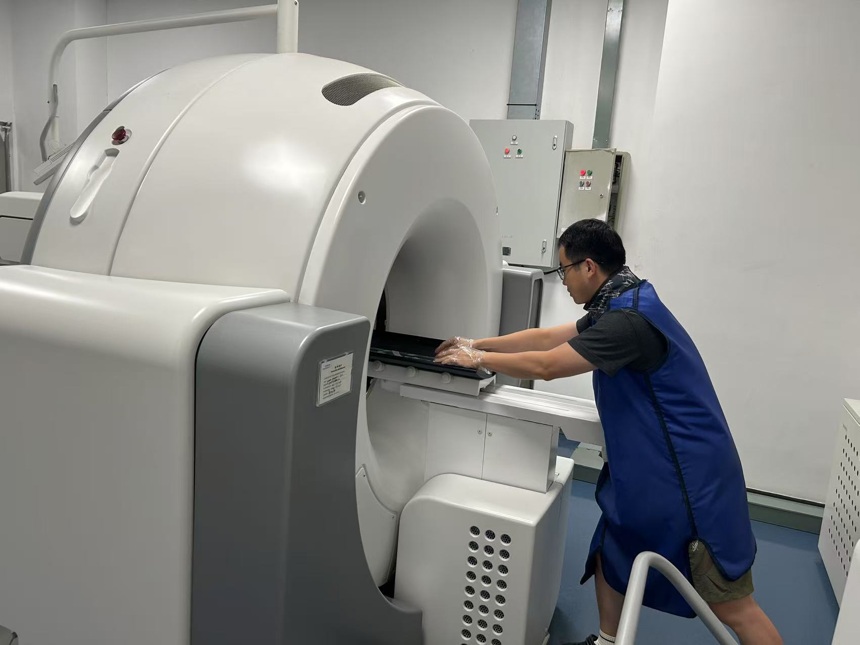 湖北省中西医结合医院 以硬核技术与人文关怀为翼，在放射卫生领域实现爱与生命的双向奔赴